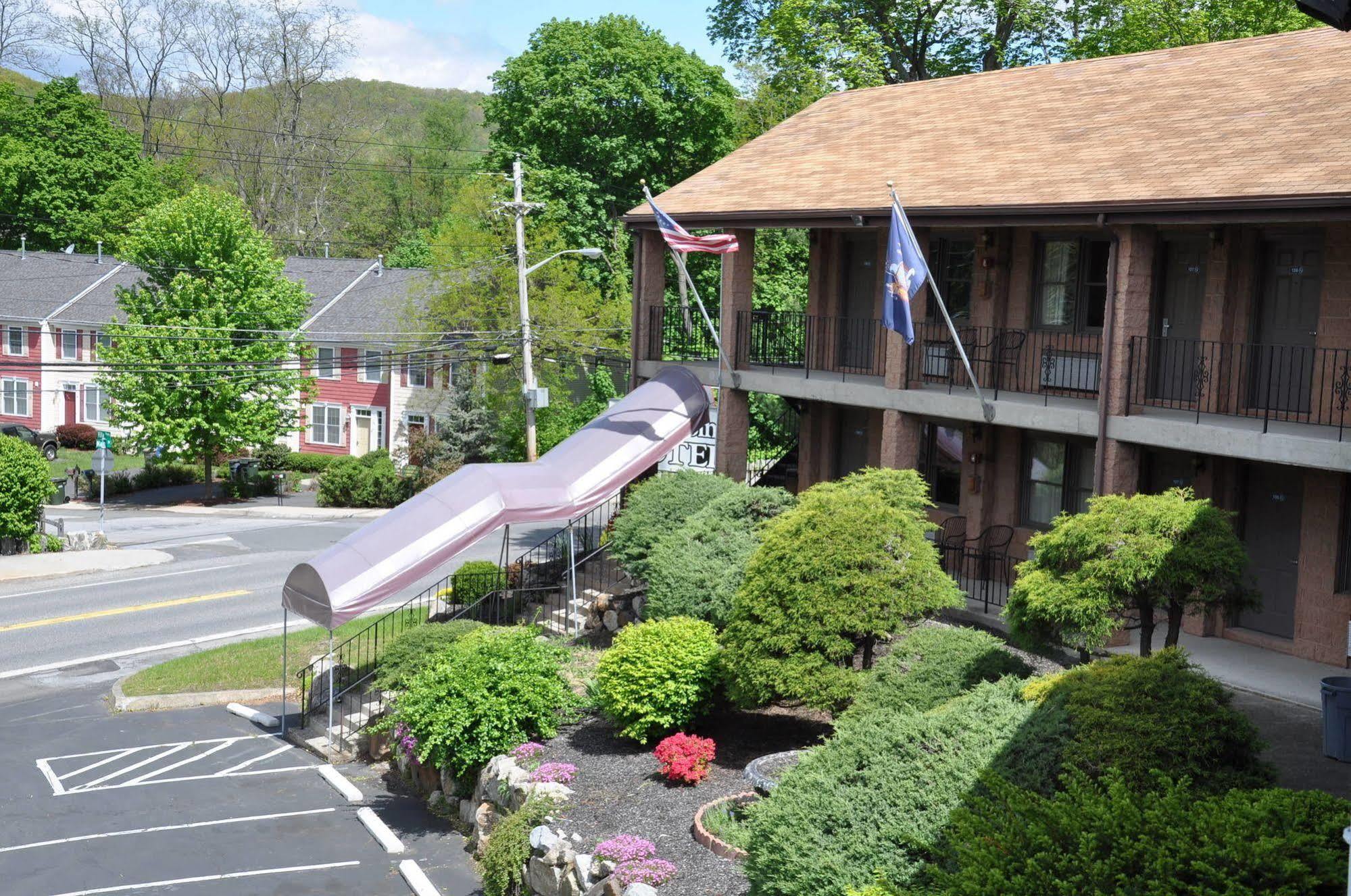 West Point Motel Highland Falls Экстерьер фото